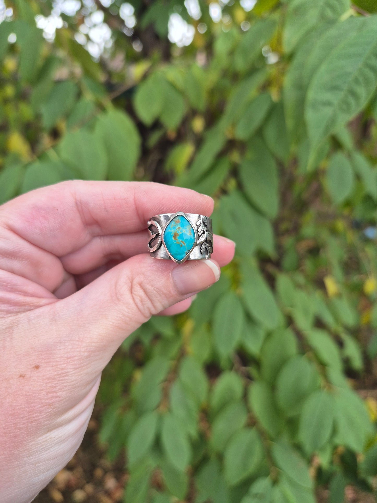 The Moonshadow Ring – Kingman Turquoise & Silver Serpent
